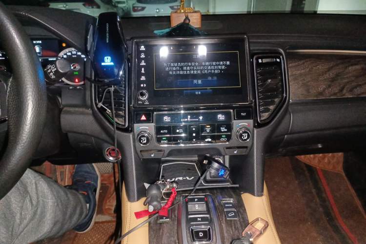 Used Honda UR-V 2020 370TURBO Four-Wheel Drive Prestige Edition Audio And AC Panel