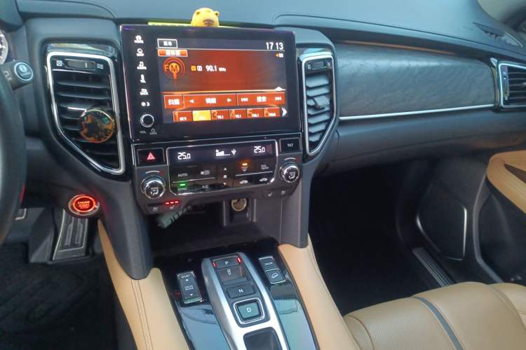 Used Honda UR-V 2020 370TURBO Four-Wheel Drive Prestige Edition Audio And AC Panel