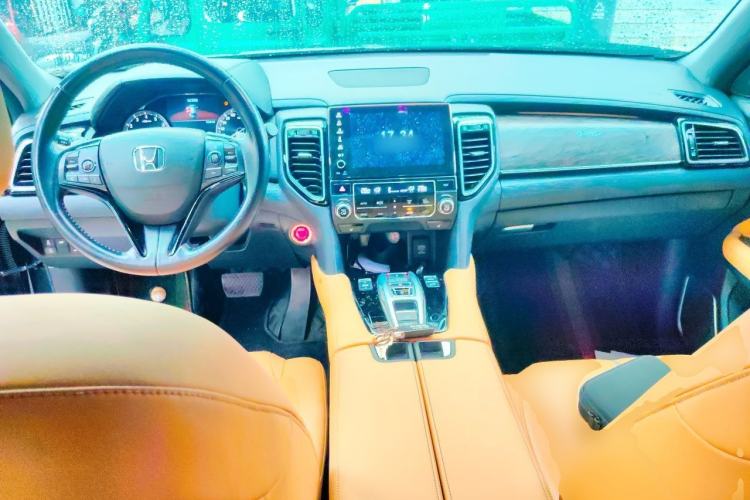 Used Honda UR-V 2020 370TURBO Two-Wheel Drive Luxury Edition Center Console