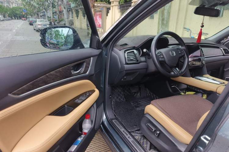 Used Honda UR-V 2020 370TURBO Two-Wheel Drive Luxury Edition Driver Seat