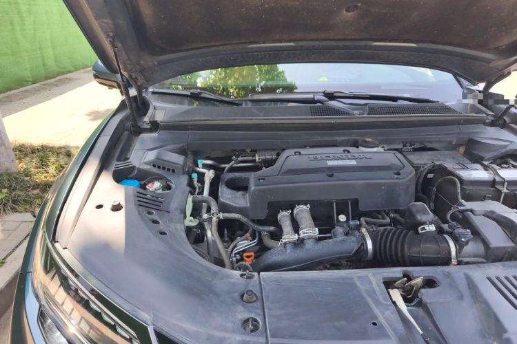 Used Honda UR-V 2020 240TURBO Front-Wheel Drive Elegant Edition Engine Bay Right