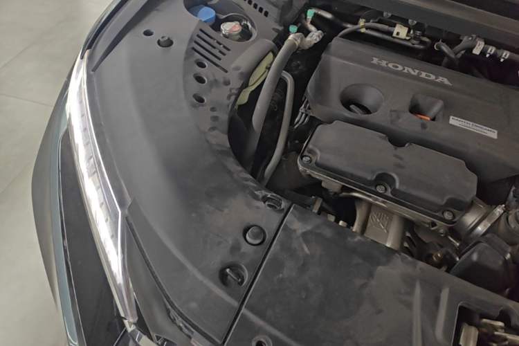 Used Honda UR-V 2020 370TURBO Two-Wheel Drive Luxury Edition Engine Bay Right
