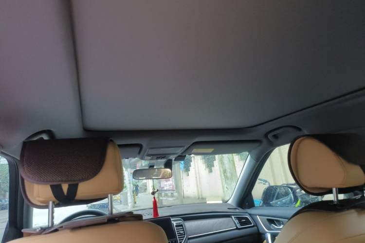 Used Honda UR-V 2020 370TURBO Two-Wheel Drive Luxury Edition Headliner