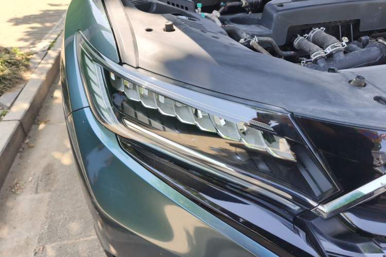 Used Honda UR-V 2020 240TURBO Front-Wheel Drive Elegant Edition Right Front Headlight