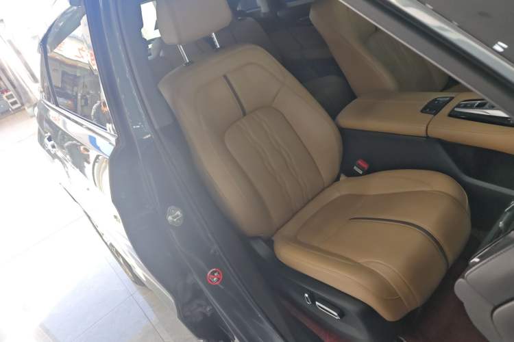 Used Honda UR-V 2020 370TURBO Four-Wheel Drive Prestige Edition Right Front Seat