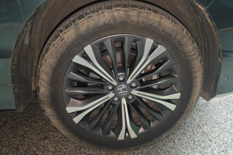 Used Honda UR-V 2020 370TURBO Two-Wheel Drive Luxury Edition Right Front Wheel Hub