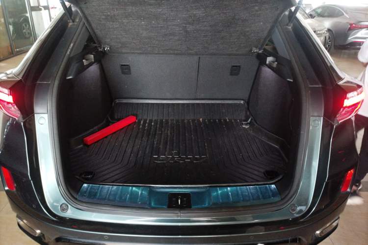 Used Honda UR-V 2020 370TURBO Four-Wheel Drive Prestige Edition Trunk