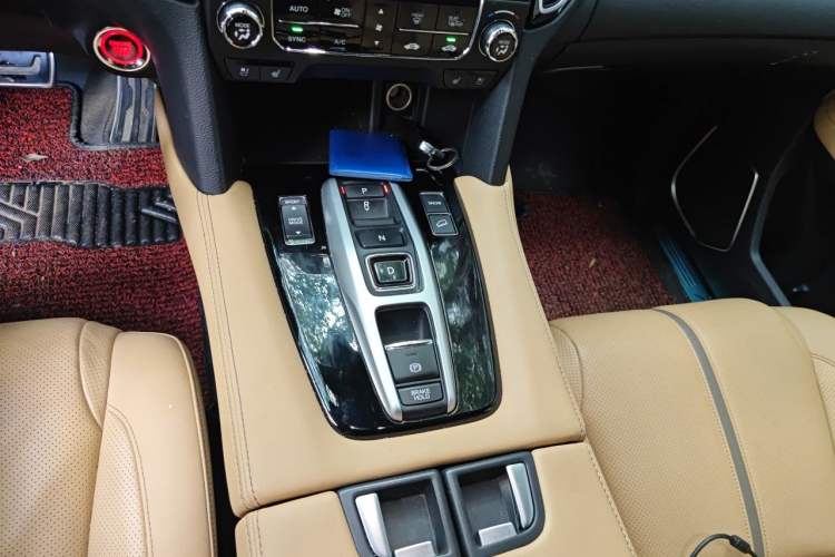 Used Honda UR-V 2020 370TURBO Four-Wheel Drive Prestige Edition Gear Lever