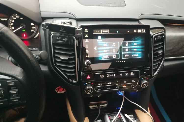 Used Honda UR-V 2020 370TURBO Four-Wheel Drive Prestige Edition Audio And AC Panel