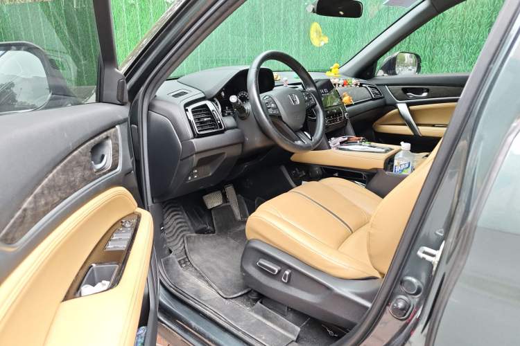 Used Honda UR-V 2020 370TURBO Two-Wheel Drive Luxury Edition Driver Seat