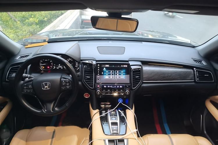 Used Honda UR-V 2020 370TURBO Four-Wheel Drive Prestige Edition Interior 2