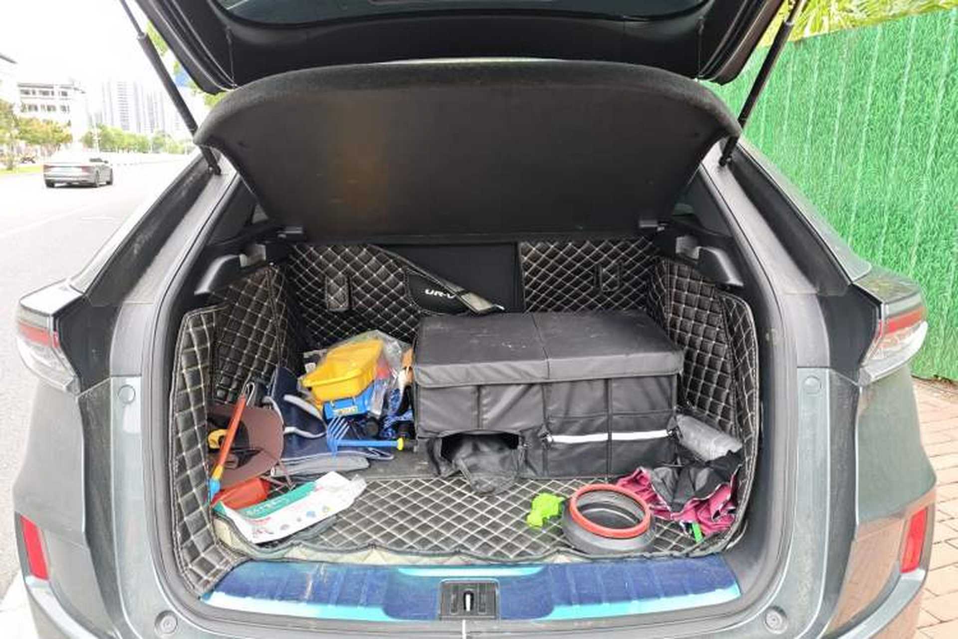 Used Honda UR-V 2020 370TURBO Two-Wheel Drive Luxury Edition Trunk