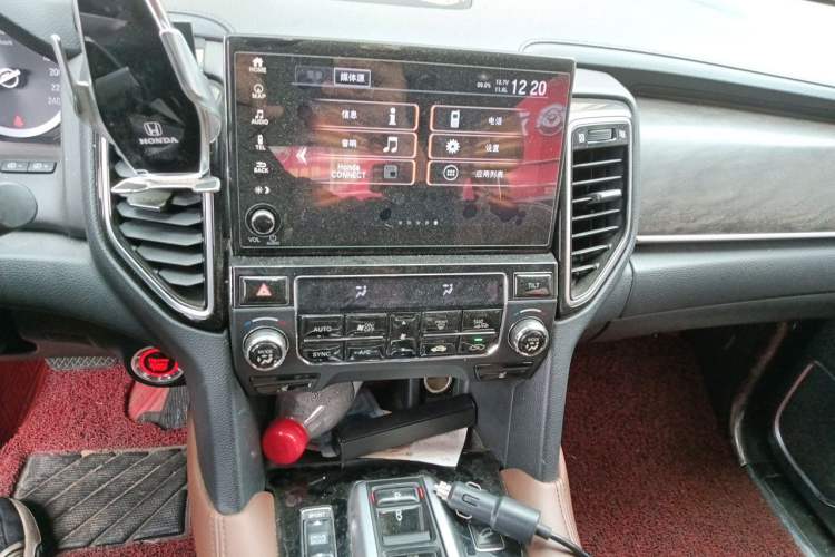 Used Honda UR-V 2020 370TURBO Four-Wheel Drive Prestige Edition Audio And AC Panel