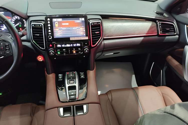 Used Honda UR-V 2020 370TURBO Four-Wheel Drive Prestige Edition Audio And AC Panel