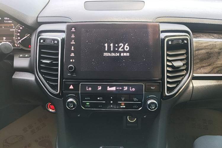 Used Honda UR-V 2020 370TURBO Two-Wheel Drive Luxury Edition Audio And AC Panel