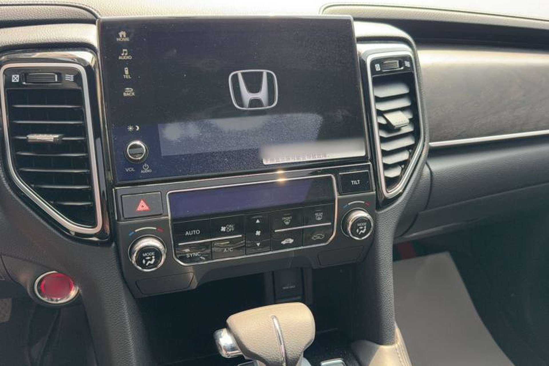 Used Honda UR-V 2020 240TURBO Two-Wheel Drive Zhiyue Version Audio And AC Panel