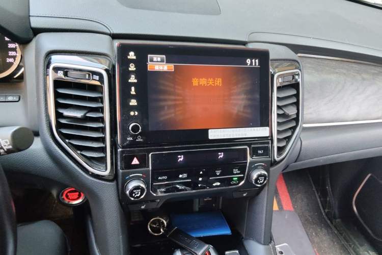 Used Honda UR-V 2020 370TURBO Four-Wheel Drive Prestige Edition Audio And AC Panel
