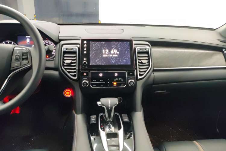 Used Honda UR-V 2020 240TURBO Two-Wheel Drive Zhiyue Version Audio And AC Panel