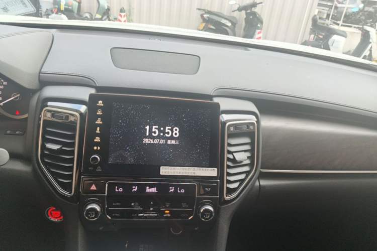 Used Honda UR-V 2020 370TURBO Two-Wheel Drive Luxury Edition Audio And AC Panel