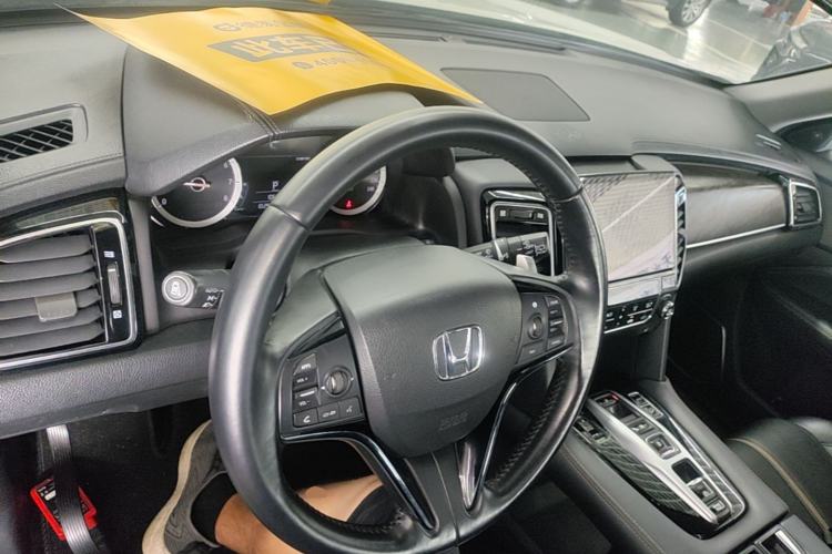 Used Honda UR-V 2020 370TURBO Four-Wheel Drive Prestige Edition Center Console