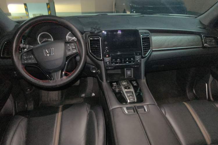 Used Honda UR-V 2020 370TURBO Two-Wheel Drive Luxury Edition Center Console