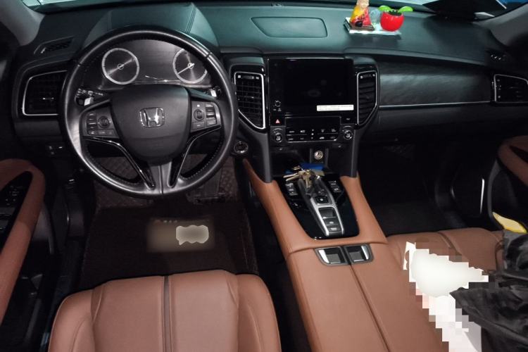 Used Honda UR-V 2020 370TURBO Two-Wheel Drive Luxury Edition Center Console