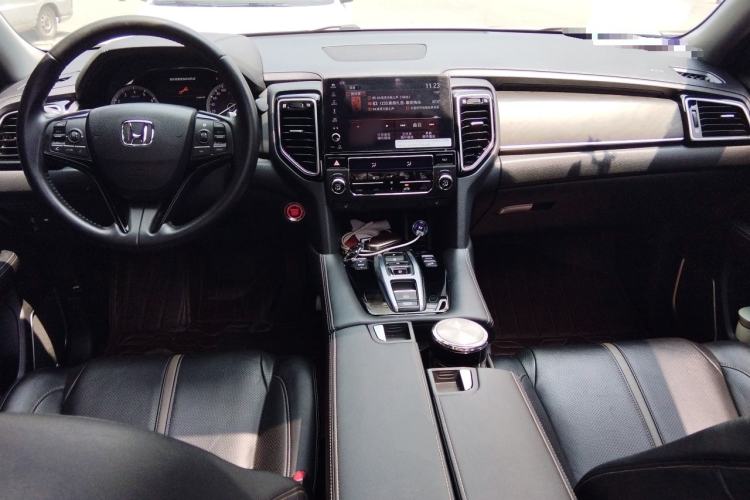 Used Honda UR-V 2020 370TURBO Two-Wheel Drive Luxury Edition Center Console