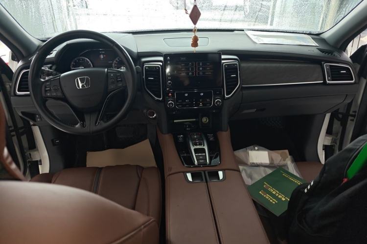 Used Honda UR-V 2020 370TURBO Two-Wheel Drive Luxury Edition Center Console