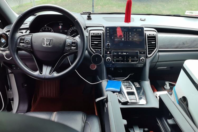 Used Honda UR-V 2020 370TURBO Four-Wheel Drive Prestige Edition Center Console