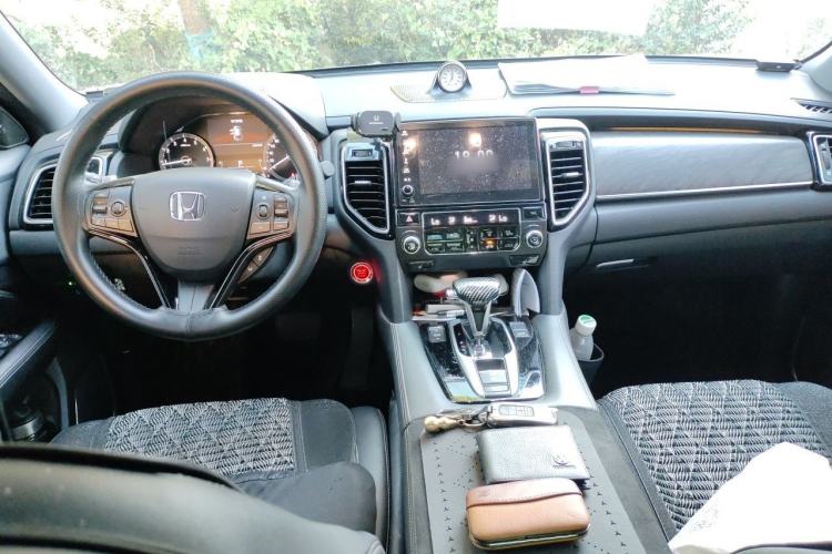 Used Honda UR-V 2020 240TURBO Front-Wheel Drive Elegant Edition Center Console