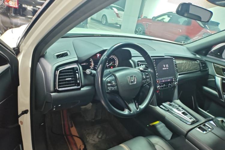 Used Honda UR-V 2020 370TURBO Two-Wheel Drive Luxury Edition Center Console