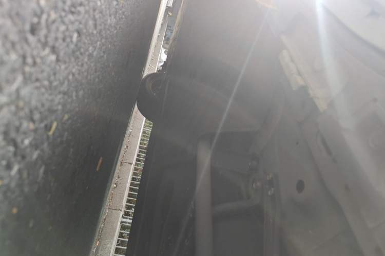 Used Honda UR-V 2020 240TURBO Two-Wheel Drive Zhiyue Version Chassis Rear Left