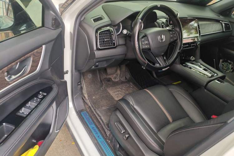 Used Honda UR-V 2020 370TURBO Two-Wheel Drive Luxury Edition Driver Seat