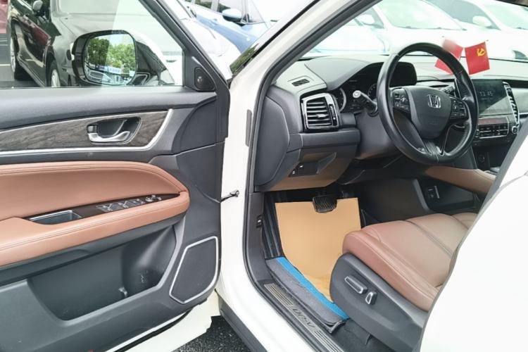 Used Honda UR-V 2020 370TURBO Two-Wheel Drive Luxury Edition Driver Seat