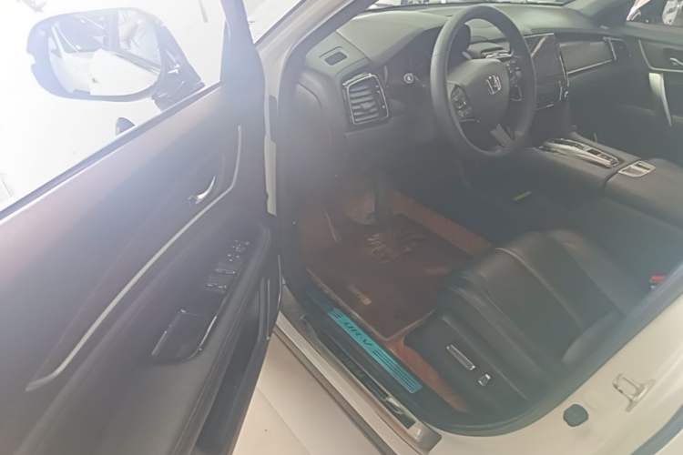 Used Honda UR-V 2020 370TURBO Two-Wheel Drive Luxury Edition Driver Seat