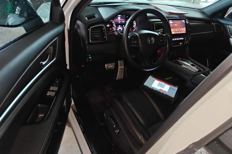 Used Honda UR-V 2020 370TURBO Two-Wheel Drive Luxury Edition Driver Seat
