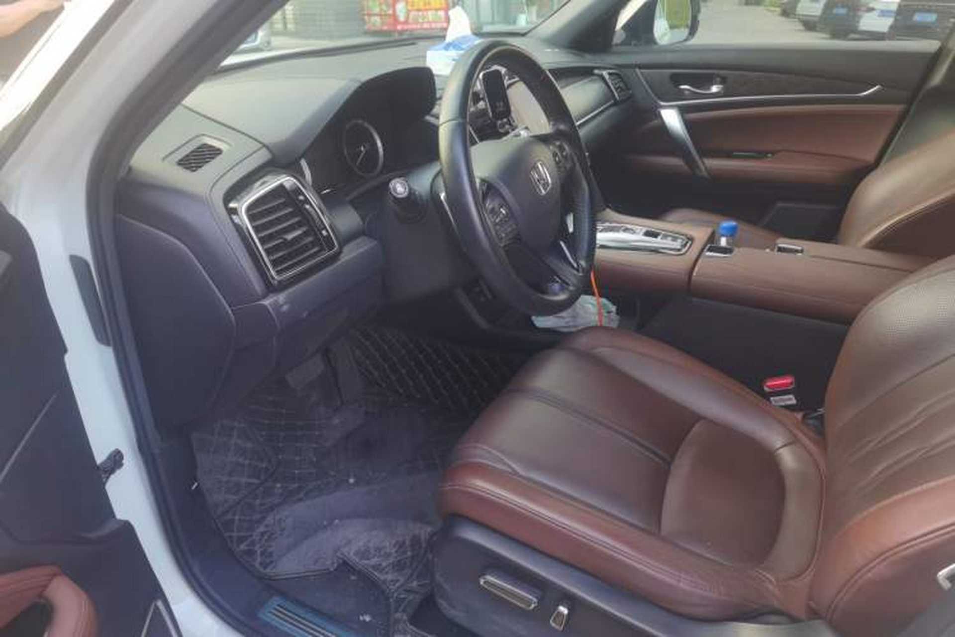 Used Honda UR-V 2020 370TURBO Two-Wheel Drive Luxury Edition Driver Seat
