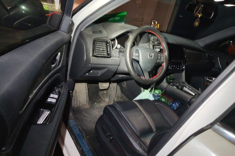 Used Honda UR-V 2020 370TURBO Two-Wheel Drive Luxury Edition Driver Seat