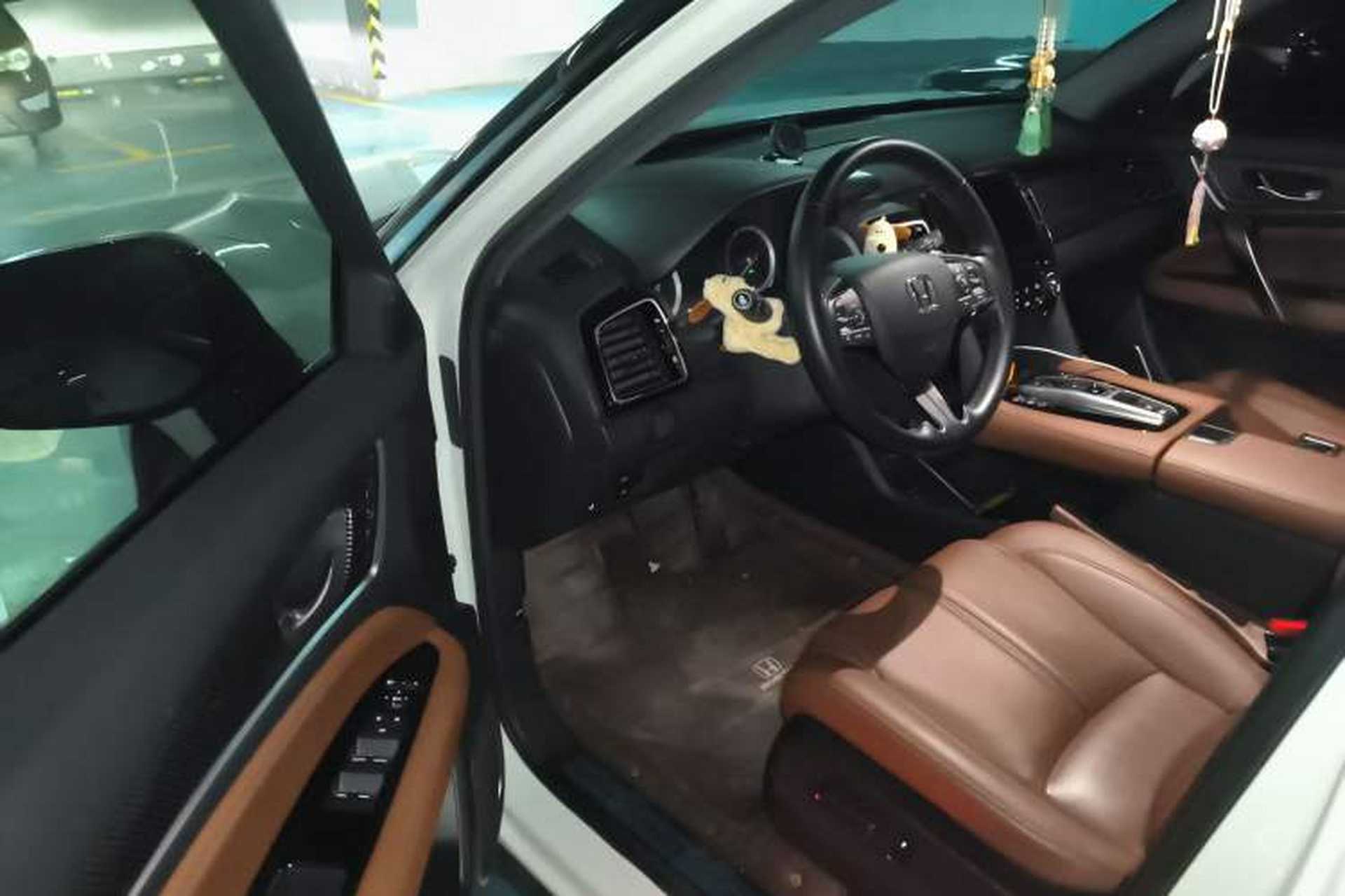 Used Honda UR-V 2020 370TURBO Two-Wheel Drive Luxury Edition Driver Seat