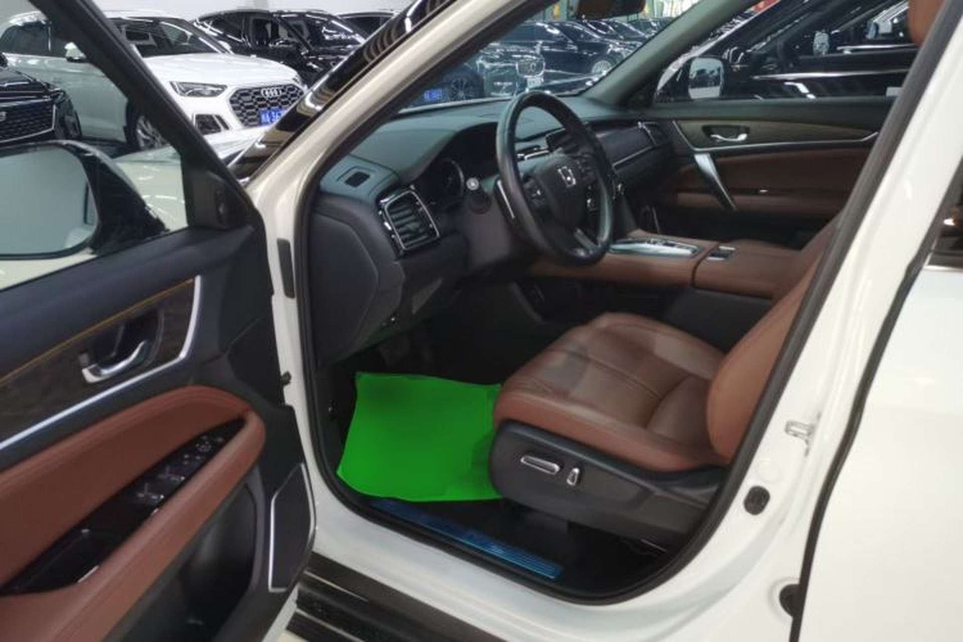 Used Honda UR-V 2020 370TURBO Two-Wheel Drive Luxury Edition Driver Seat