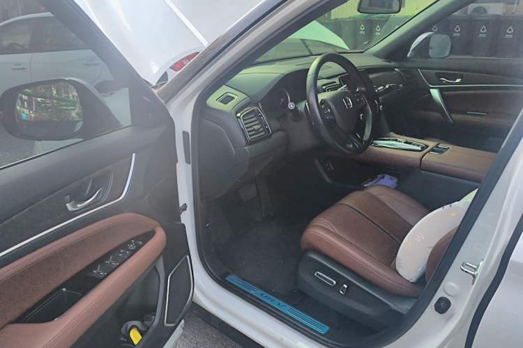 Used Honda UR-V 2020 370TURBO Two-Wheel Drive Luxury Edition Driver Seat