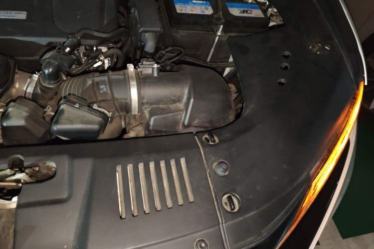 Used Honda UR-V 2020 370TURBO Two-Wheel Drive Luxury Edition Engine Bay Left