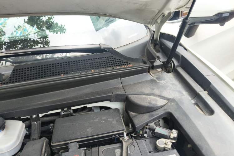 Used Honda UR-V 2020 370TURBO Two-Wheel Drive Luxury Edition Engine Bay Left
