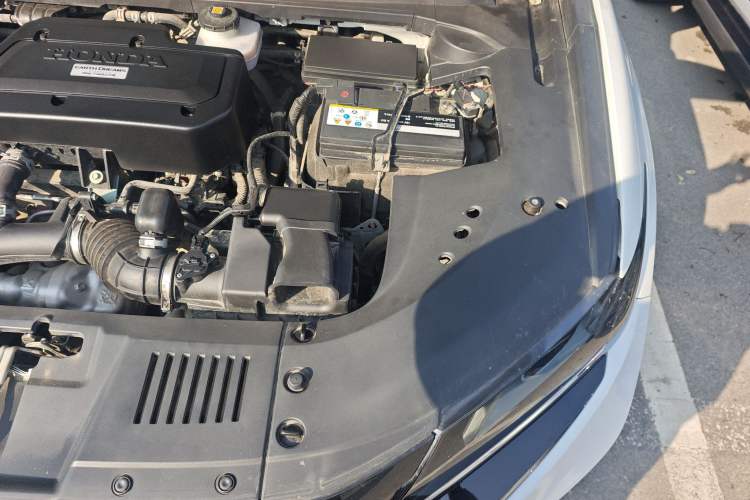 Used Honda UR-V 2020 240TURBO Two-Wheel Drive Zhiyue Version Engine Bay Left