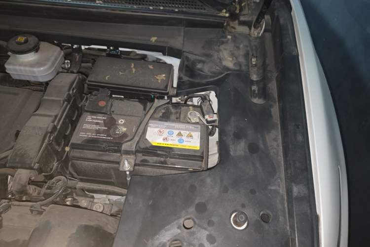 Used Honda UR-V 2020 370TURBO Four-Wheel Drive Prestige Edition Engine Bay Left