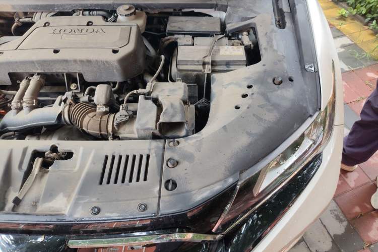 Used Honda UR-V 2020 240TURBO Two-Wheel Drive Zhiyue Version Engine Bay Left