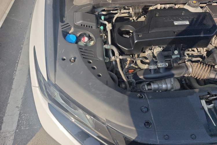 Used Honda UR-V 2020 240TURBO Two-Wheel Drive Zhiyue Version Engine Bay Right