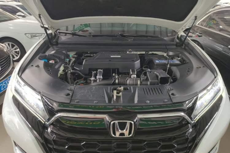 Used Honda UR-V 2020 240TURBO Front-Wheel Drive Elegant Edition Engine Bay