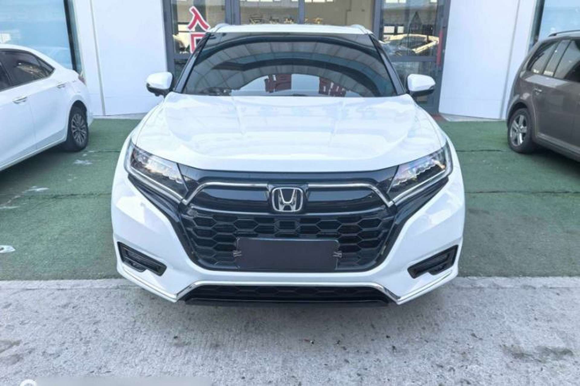 Used Honda UR-V 2020 370TURBO Two-Wheel Drive Luxury Edition Exterior 1