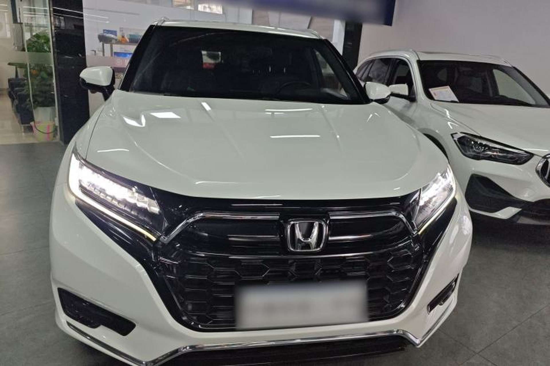 Used Honda UR-V 2020 370TURBO Two-Wheel Drive Luxury Edition Exterior 1